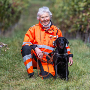 Hedwig Frey & Ebony (Labrador)